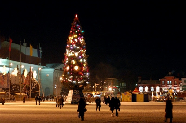 Новогодняя ночь в Саратове: 7 лучших мест для встречи праздника